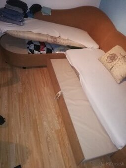 Sedacia súprava, gauč