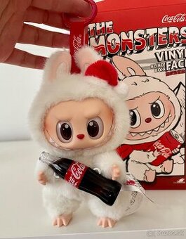 Original Coca Cola labubu objednany priamo z Popmart