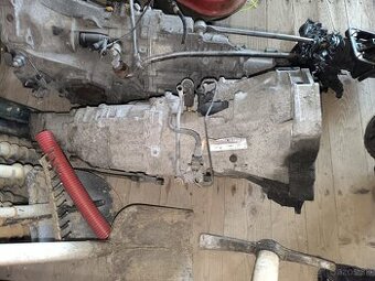 Prevodovka audi A6 4F manual..poskodena vyskakuje rychlost
