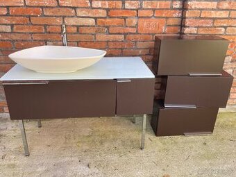 Umývadlo s batériou, skrinka pod umývadlo, 3 skrinky