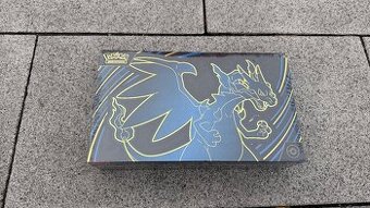 Pokémon TCG: Mega Charizard X ex Ultra Premium Collection