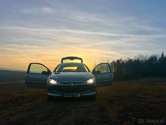 Peugeot 206 – 1.4 benzín (55 kW)