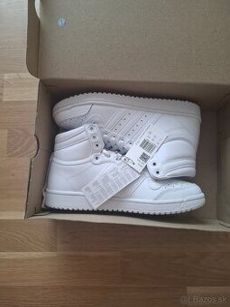 Nove panske botasky Adidas