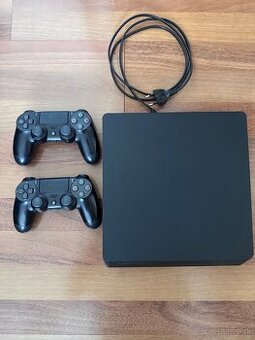 Predám PS4 + hry