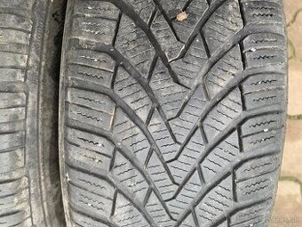 Predám 2ks celoročné pneumatík 195/65 R15 CONTINENTAL
