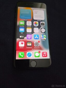 Iphone 7 čierny 32 gb používaný plne funkčný je v horšom sta