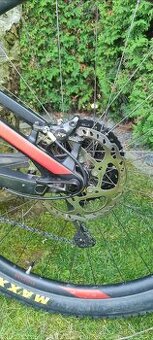 Bicykel cube stereo 150 race 29