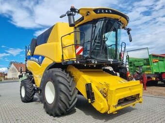 Kombajn NEW HOLLAND CX 8.70