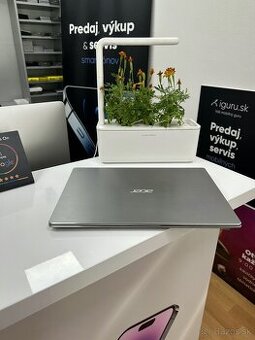 Acer Swift SF315-52 | 15,6″ FHD | Intel Core i5‑8250U | 12 G