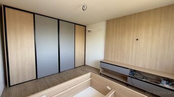 Ponúkam Vám na predaj 1izb byt po kompletnej rekonštrukcií. - 1