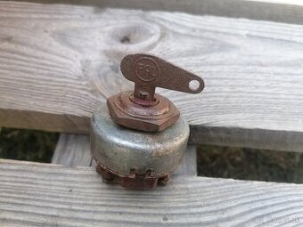 Spínacia skrinka s kľučom na Jawa, CZ, 350, 250, 175, 125