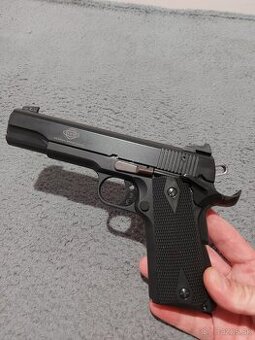 Zbran GSG-1911 .22LR