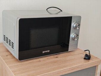 Predám štýlovú mikrovlnku Gorenje