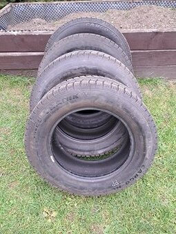 Zimne pneu 205/65 r16 - dodavky,offroad,4x4,suv