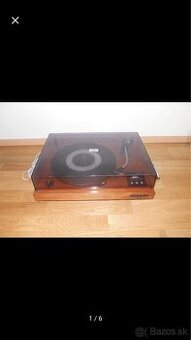 Tesla 450 a jedna na súčiastky