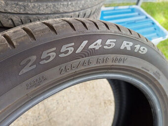 Letné pneumatiky PIRELLI SCORPION 255/45 R19