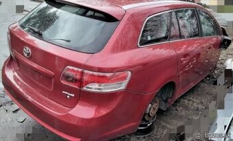 Toyota Avensis 2.0 D-4D 2011 predám MOTOR 1AD-FTV, DVERE com