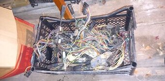 Packy smeroviek, stieracov, vypinace skoda 105/12]