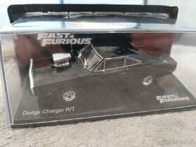 Dodge Charger R/T - 1:43