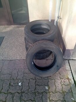 195/65 R15 Nokian Tyres WRD4 91T