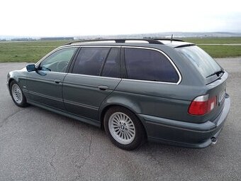 BMW E39 525i Touring manuál