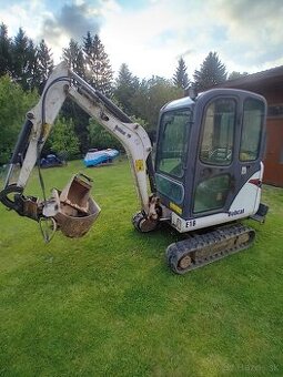Mini bager Bobcat E16