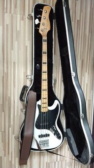 Marcus Miller S series V7 - 1