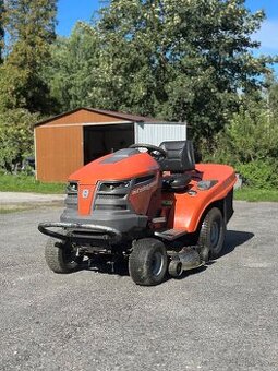 Kosačka Husqvarna CTH 220 TWIN