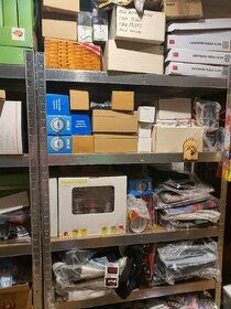 LIKVIDUJEM SKLAD - vypredaj darceky (aj) na VIANOCE- od 1€