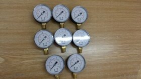 Manometer FERRO - NOVÉ