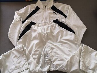 Panska športova suprava Wilson v. Xl