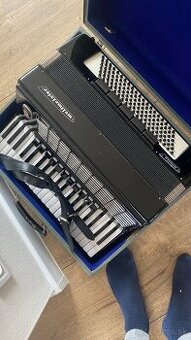 Akordeon Weltmeister 120 bas