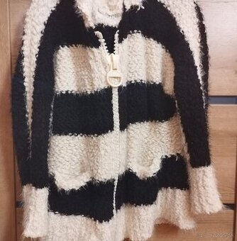 Sveter L/XL