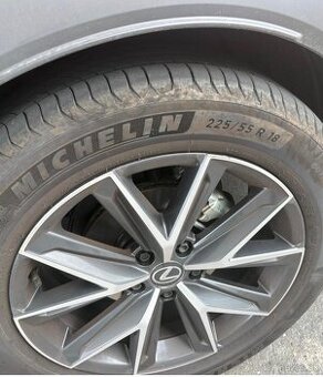 Predam takmer nive letne pneumatiky Michelin