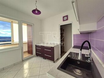 3 izbový byt Považská Bystrica - sídlisko Rozkvet