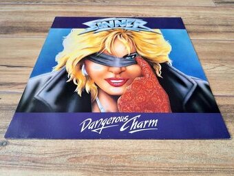 Lp SINNER - Dangerous CHarm / NM - 1