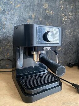 Delonghi kavovar
