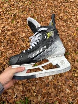 Korcule Bauer Vapor Hyperlite 2 custom