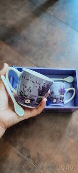 Levanduľové šálky