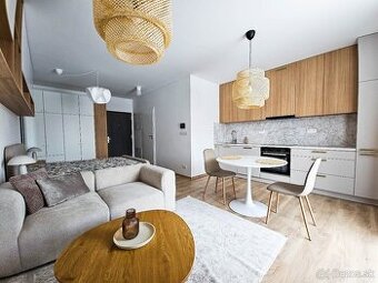 Exkluzívny 1+kk + balkón + parkovanie