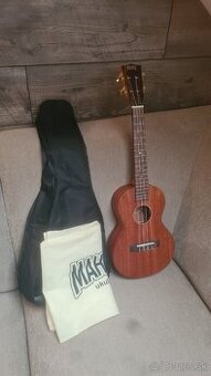 Tenor ukulele Mahalo