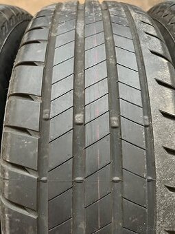 225/65R17 Bridgestone letne