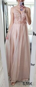 Krásne spoločenské šaty