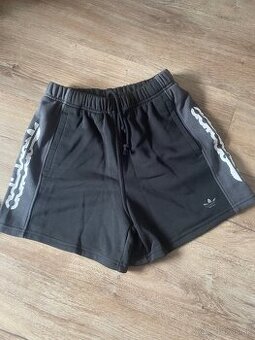 Kraťasy Adidas XS