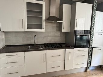 Predám modernú kuchyňu