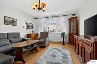 REB.sk ponúka na predaj 4 izb. byt na ul. Ševčenkova v Petrž