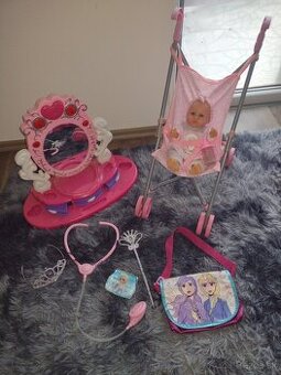 Balik hraciek pre dievcatko