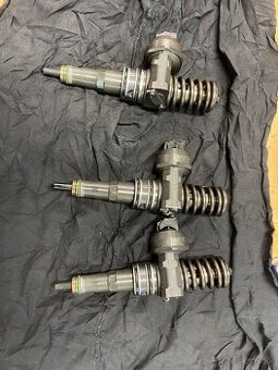 vstrekovace 1,9tdi 77kw BLS kod vstreku 038130073