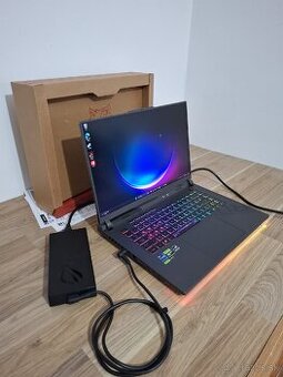 ASUS ROG Strix G16 (i9 / RTX 4070 / 32GB RAM)