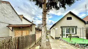 BOSEN | Na predaj menší útulný dom s garážou a záhradou, Fiľ